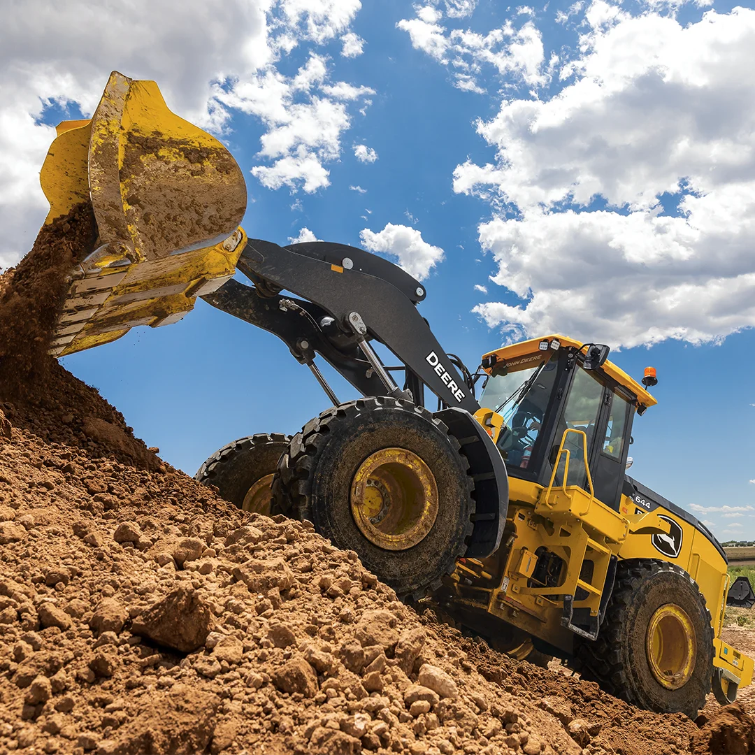 CARGADOR FRONTAL JOHN DEERE 644 P — foto 3