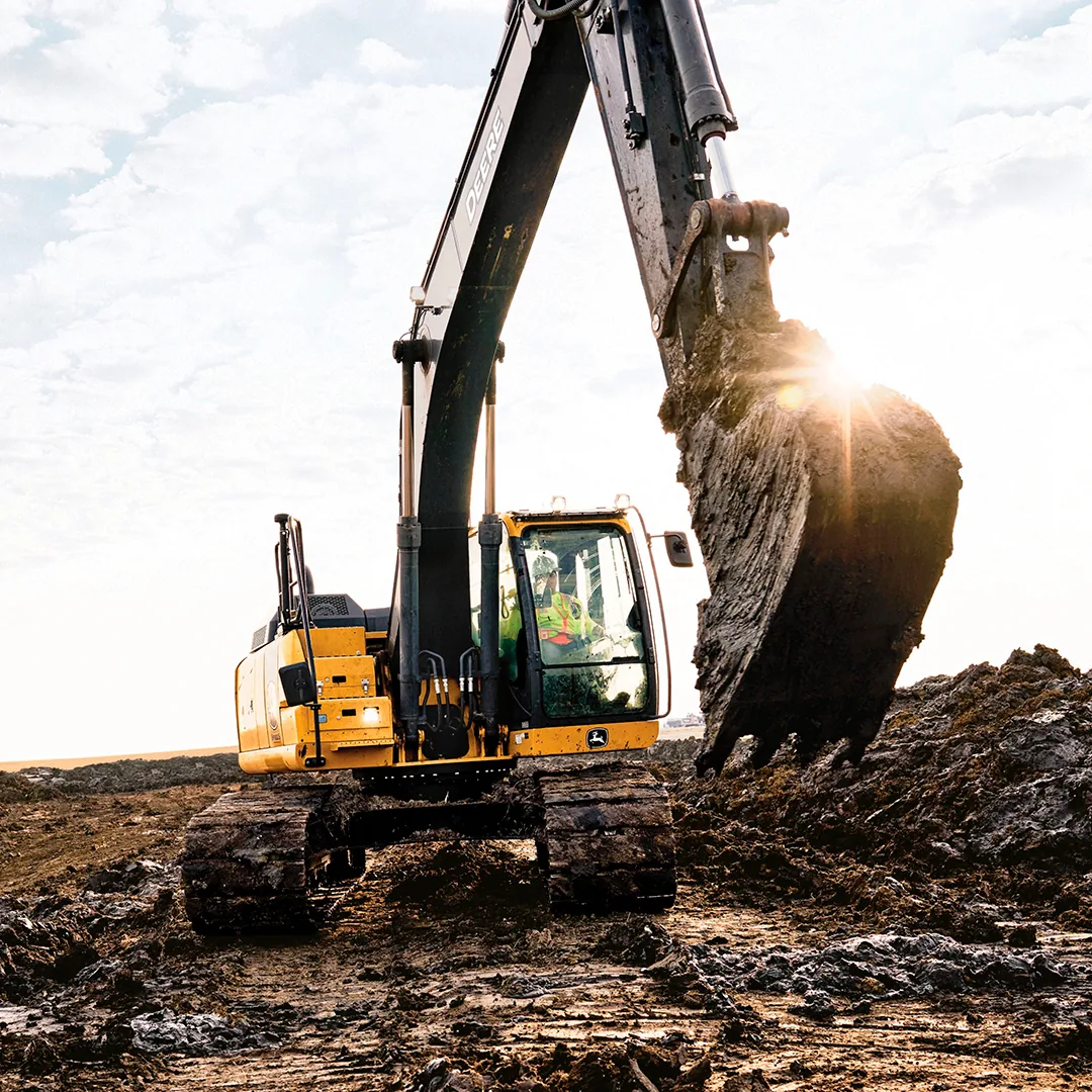 EXCAVADORA HIDRAÚLICA 210GLC — foto 4