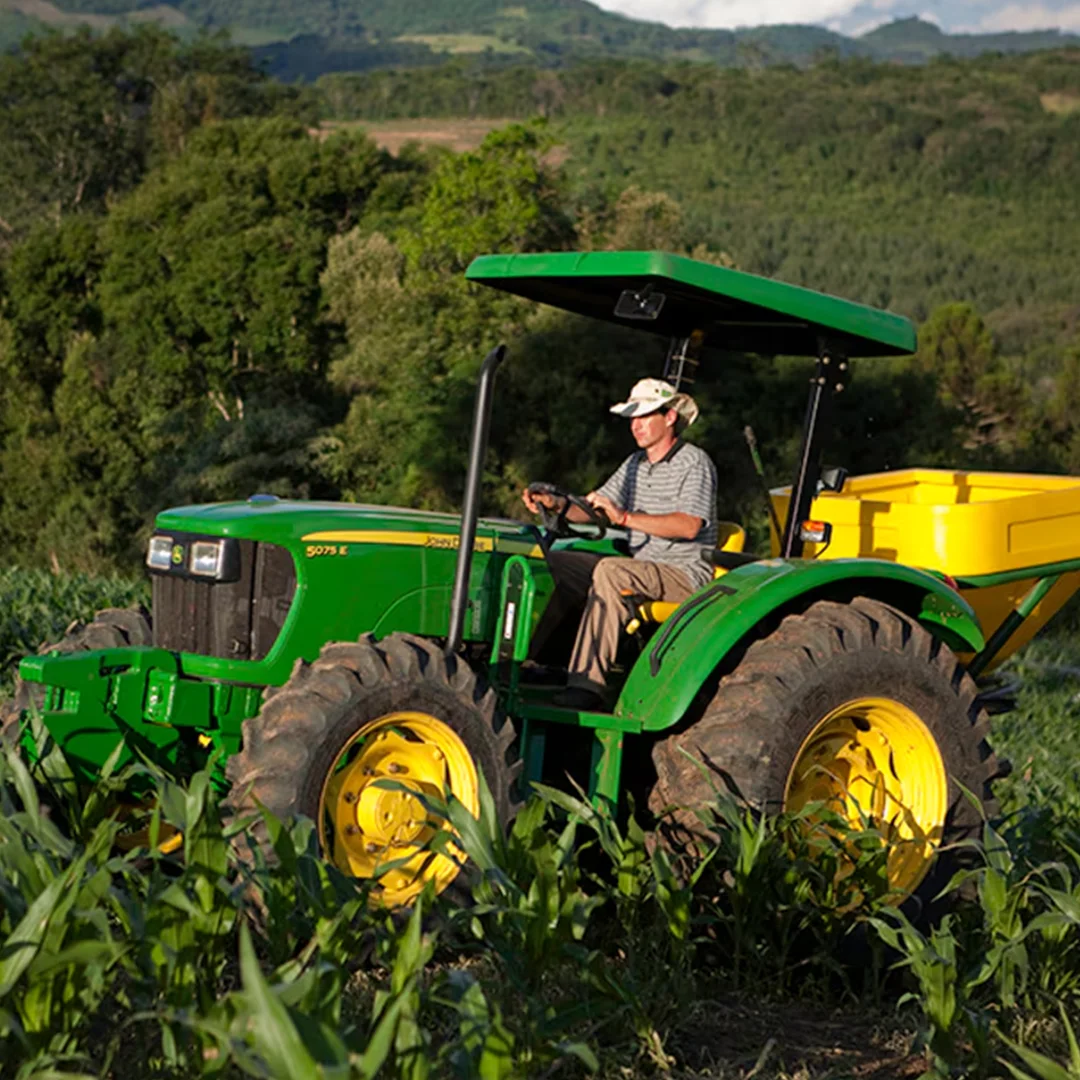 TRACTOR AGRÍCOLA 5075E — foto 2