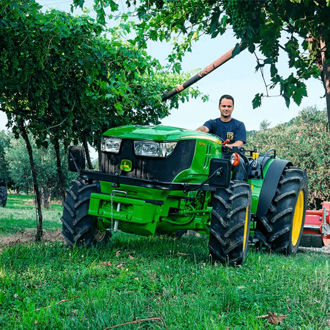 TRACTOR AGRÍCOLA 5085GL — foto 2