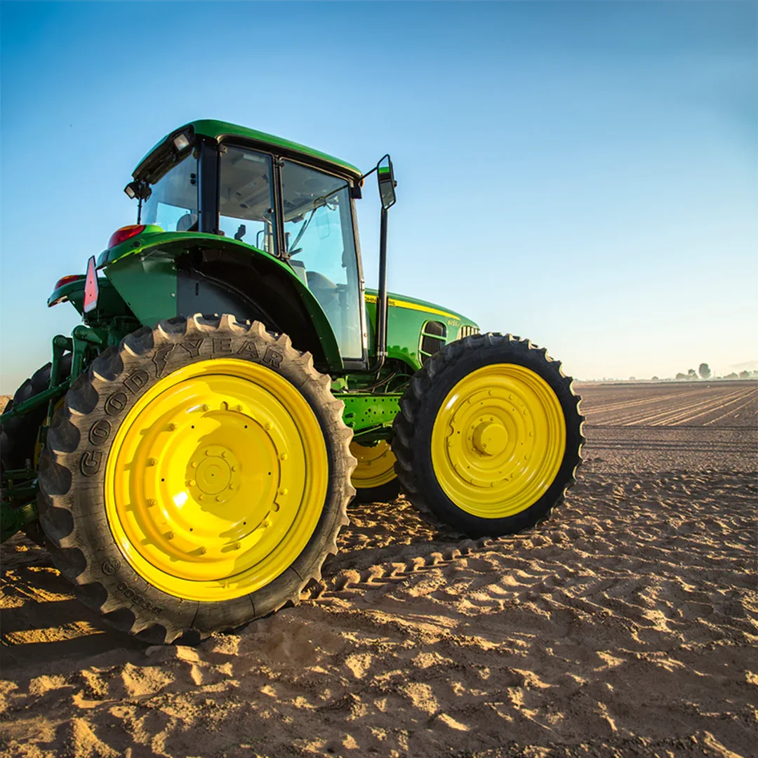 TRACTOR AGRÍCOLA 6155J — foto 2