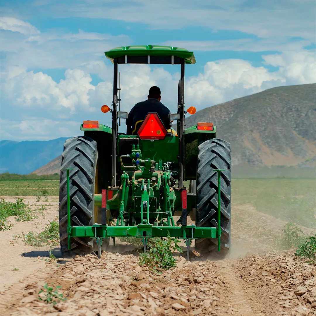 TRACTOR AGRÍCOLA 6403 — foto 3