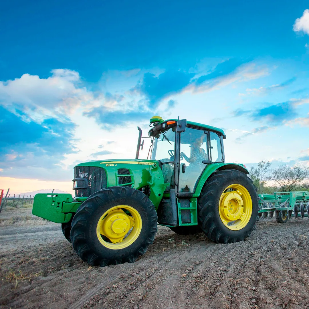 TRACTOR AGRÍCOLA SERIE 6J — foto 4